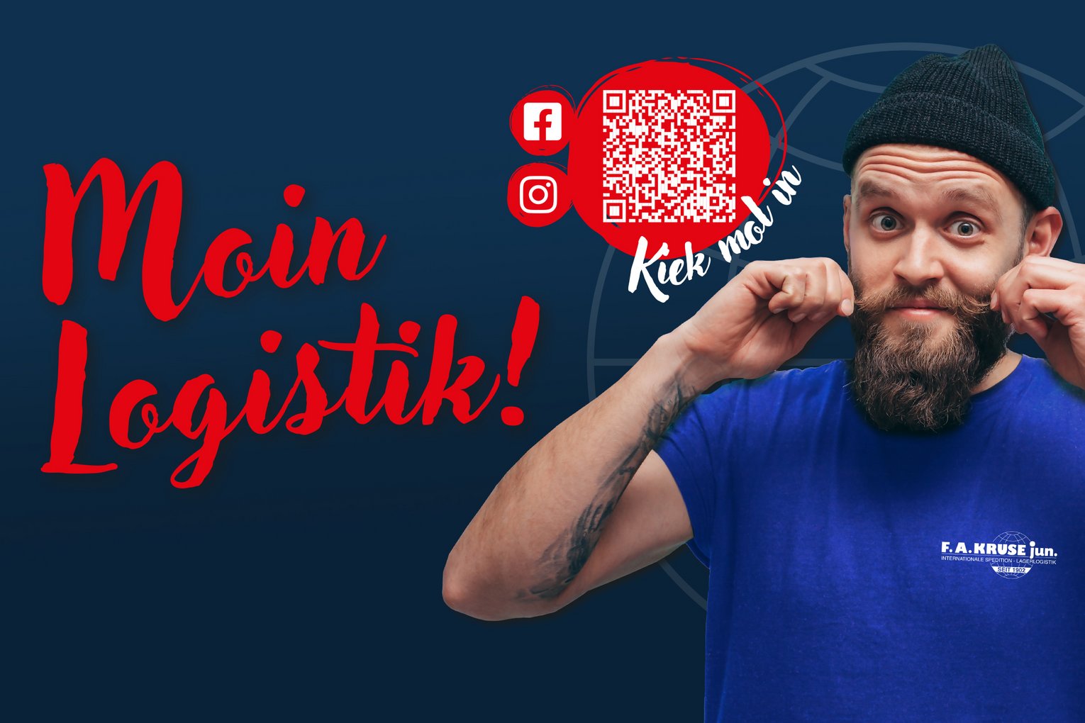 Mann mit Bart und Mütze zeigt auf seine Schnurrbartenden, daneben der Text "Moin Logistik!" sowie ein QR-Code mit den Symbolen von Facebook und Instagram.