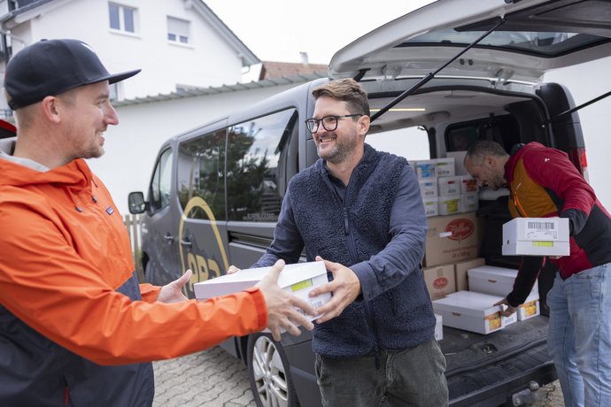 Spendenübergabe von Alpenblickdrei an die Tettnager Tafel